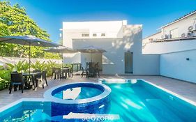 Estadia completa com piscina e a 350m da Praia PRY